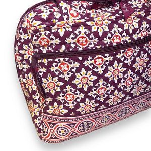Beautiful NWOT Vera Bradley Medallion Bowler Purse Satchel Handbag  Retired